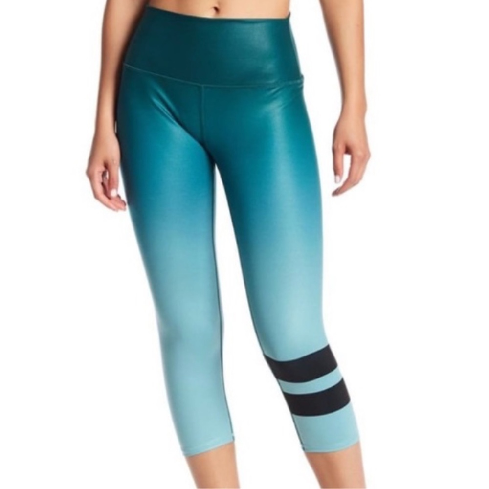 Alo Yoga High Waisted Airbrush Capris in Teal with Black Stripes | Medium